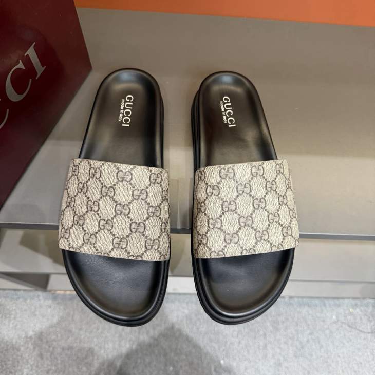 Picture of Gucci Slippers _SKUGuccisz38-45mnq02452371